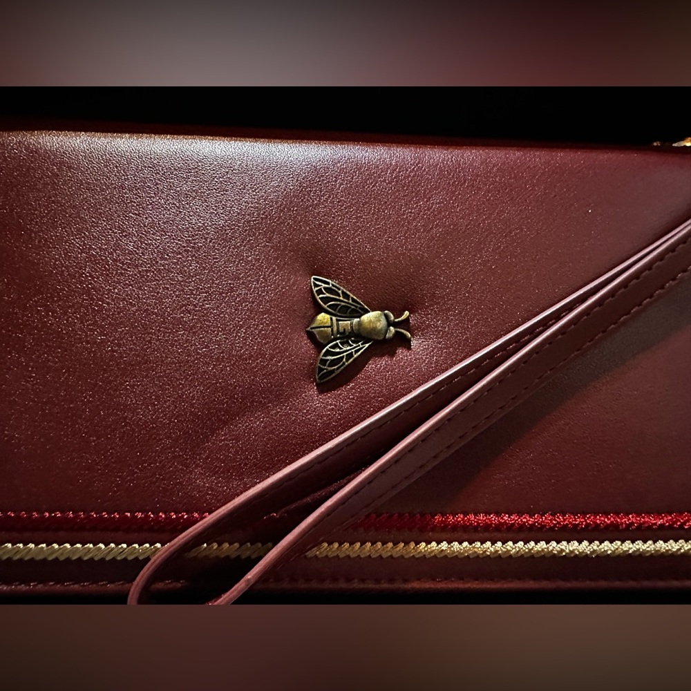A Large Wallet made by GOSTWO.